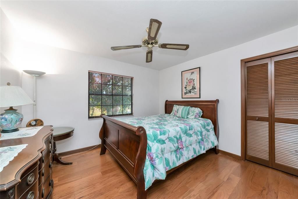 For Sale: $850,000 (3 beds, 3 baths, 2634 Square Feet)