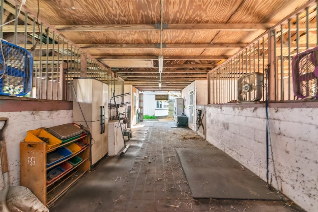 For Sale: $850,000 (3 beds, 3 baths, 2634 Square Feet)