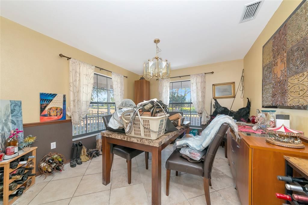 For Sale: $850,000 (3 beds, 3 baths, 2634 Square Feet)