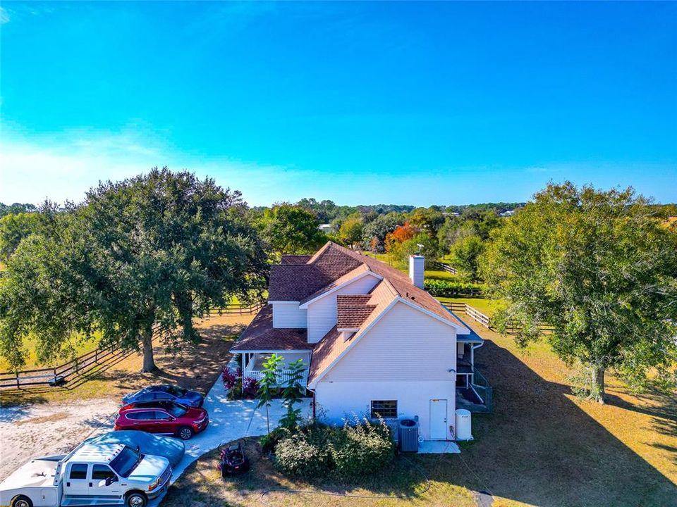 For Sale: $850,000 (3 beds, 3 baths, 2634 Square Feet)