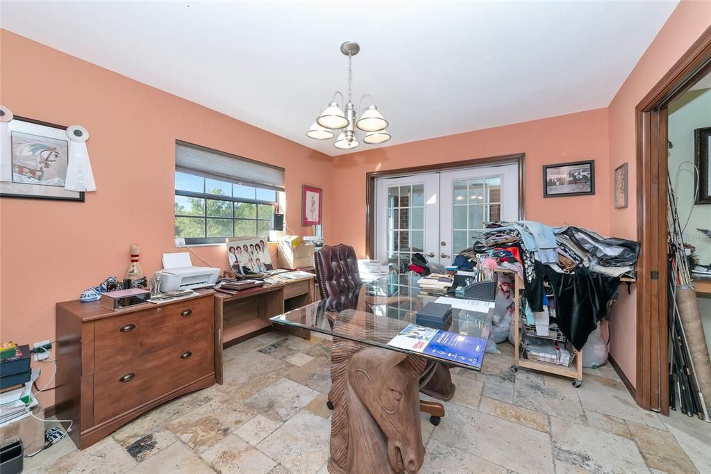 For Sale: $850,000 (3 beds, 3 baths, 2634 Square Feet)