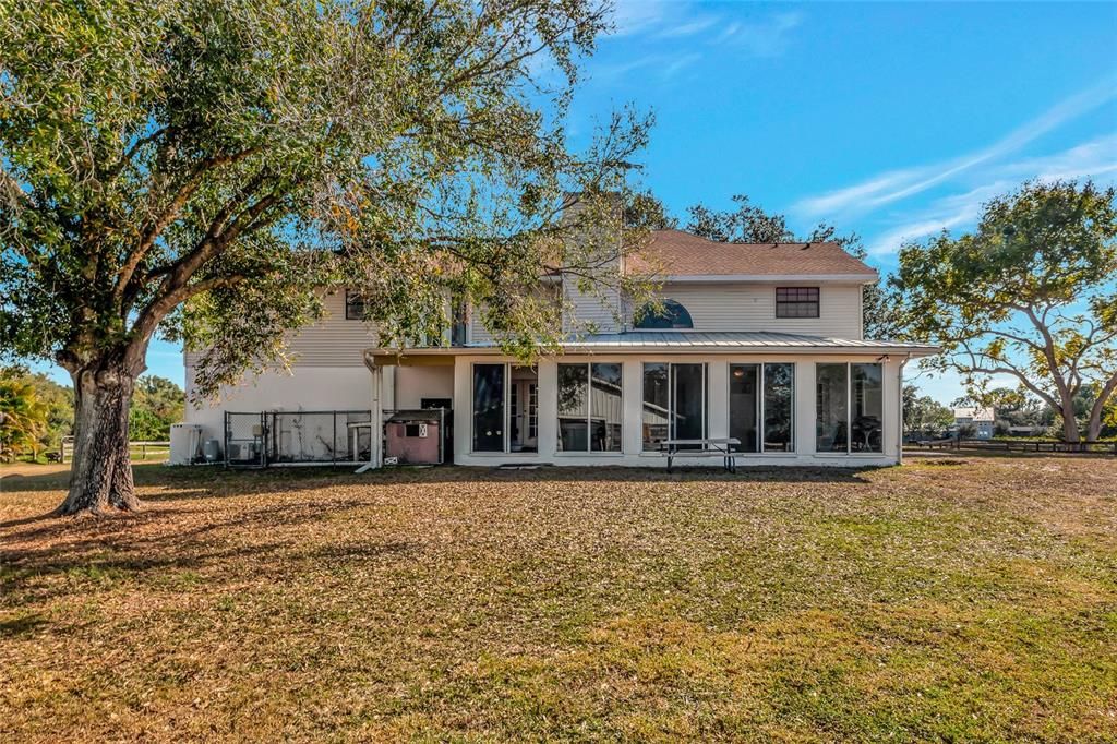 For Sale: $850,000 (3 beds, 3 baths, 2634 Square Feet)