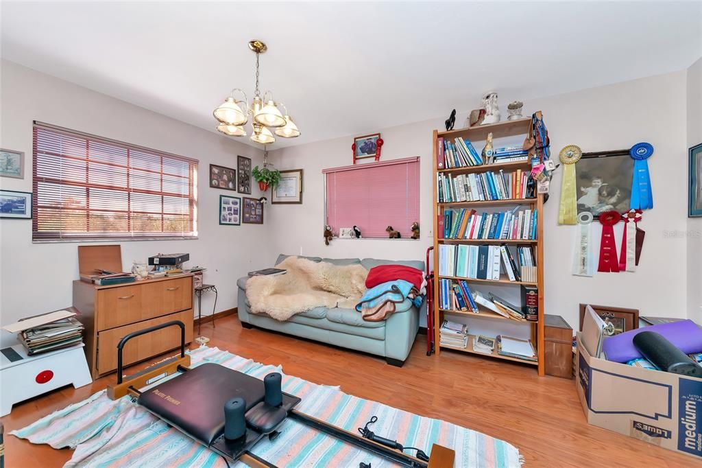 For Sale: $850,000 (3 beds, 3 baths, 2634 Square Feet)