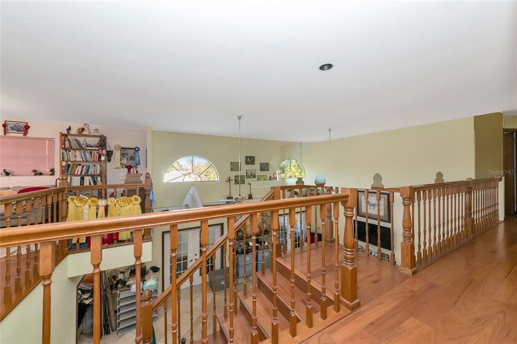 For Sale: $850,000 (3 beds, 3 baths, 2634 Square Feet)