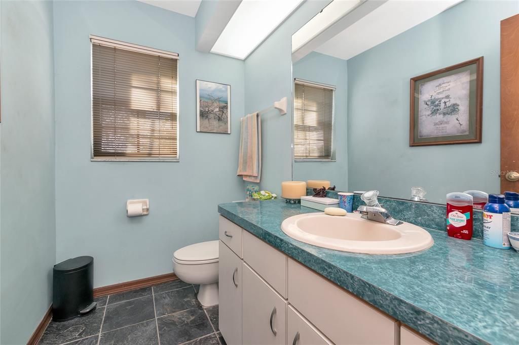 For Sale: $850,000 (3 beds, 3 baths, 2634 Square Feet)