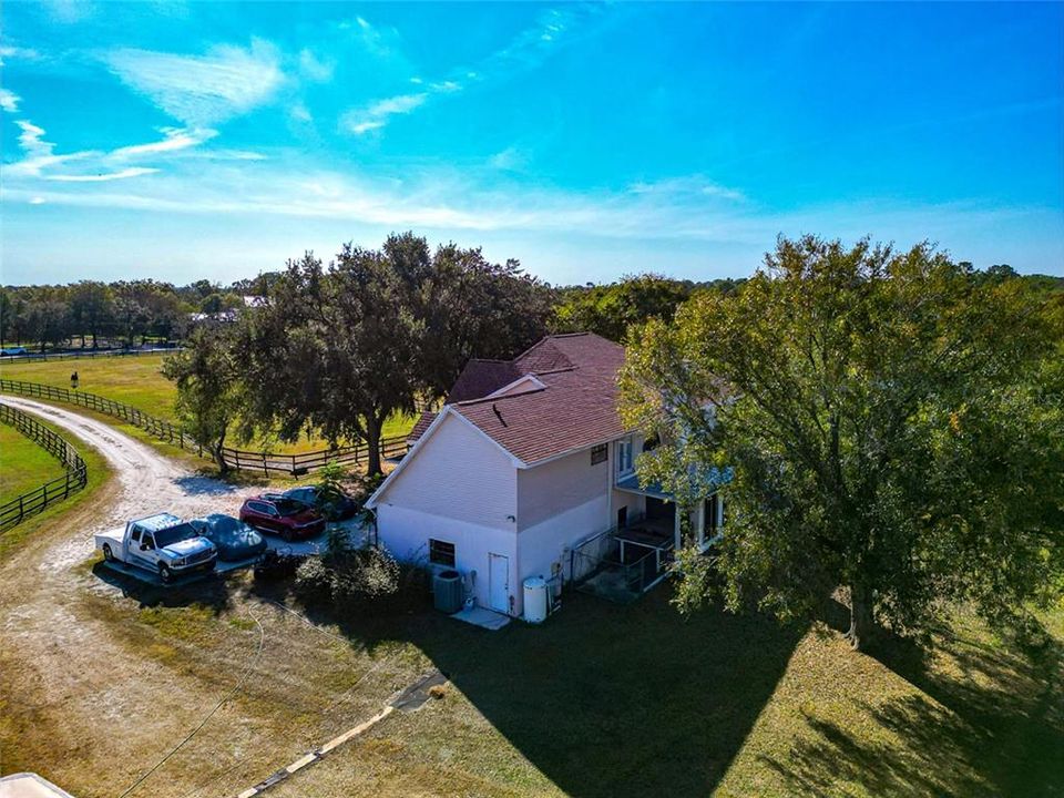 For Sale: $850,000 (3 beds, 3 baths, 2634 Square Feet)