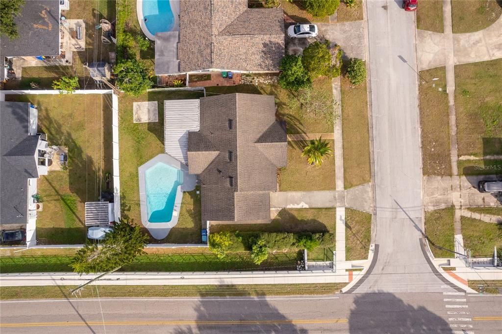 出租: $2,500 (3 贝兹, 2 浴室, 1684 平方英尺)