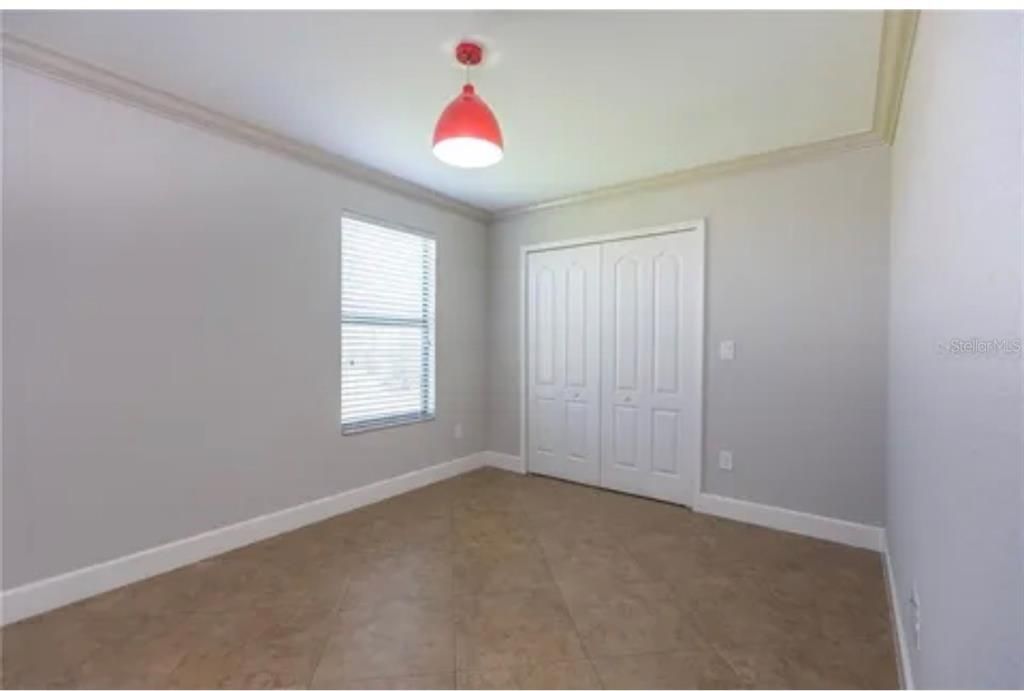 For Rent: $5,000 (6 beds, 3 baths, 3250 Square Feet)