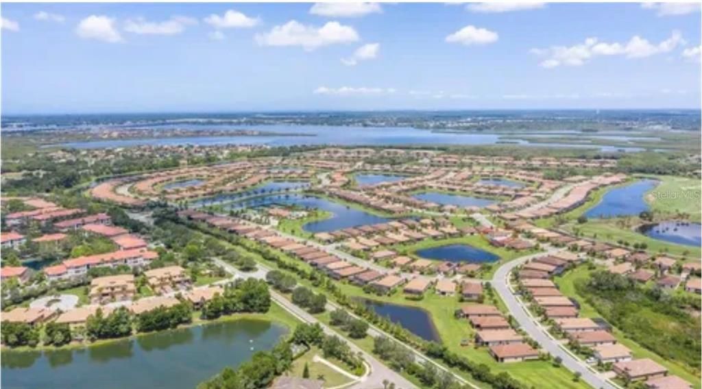 For Rent: $5,000 (6 beds, 3 baths, 3250 Square Feet)