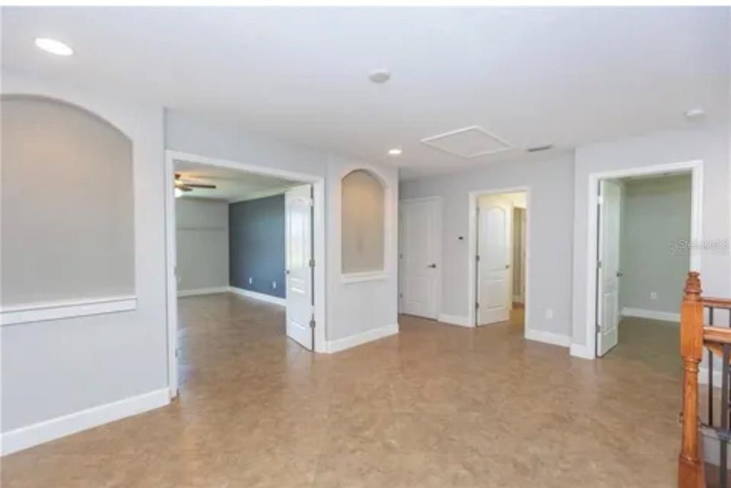 For Rent: $5,000 (6 beds, 3 baths, 3250 Square Feet)