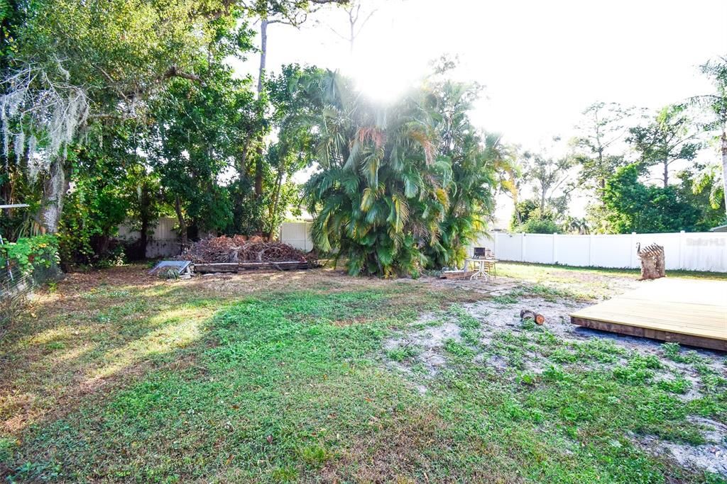 For Sale: $329,900 (2 beds, 2 baths, 1388 Square Feet)