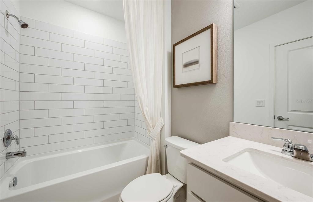 En Venta: $330,620 (2 camas, 2 baños, 1433 Pies cuadrados)