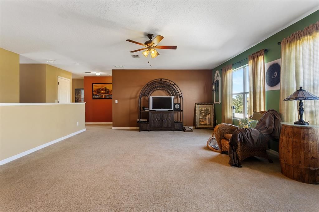 For Sale: $475,000 (5 beds, 4 baths, 3732 Square Feet)