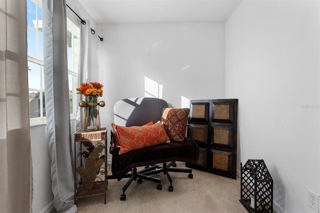 For Sale: $475,000 (5 beds, 4 baths, 3732 Square Feet)