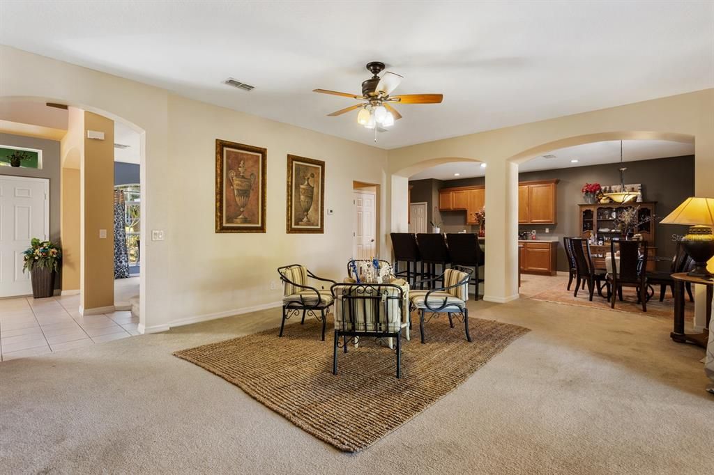 For Sale: $475,000 (5 beds, 4 baths, 3732 Square Feet)