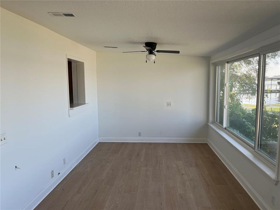 На продажу: $699,999 (3 спален, 2 ванн, 2694 Квадратных фут)