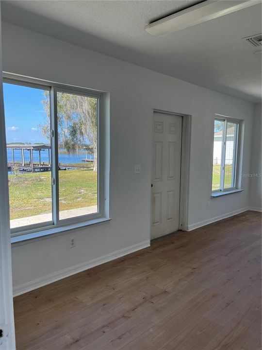 На продажу: $699,999 (3 спален, 2 ванн, 2694 Квадратных фут)