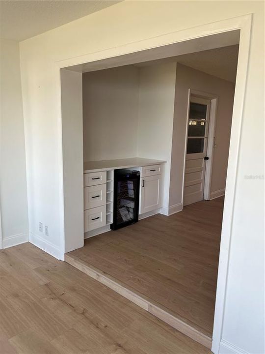 На продажу: $699,999 (3 спален, 2 ванн, 2694 Квадратных фут)