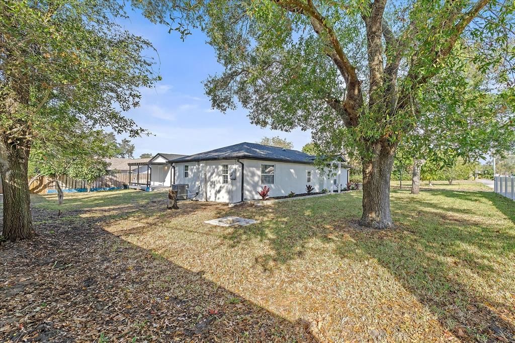 En Venta: $619,950 (4 camas, 3 baños, 2086 Pies cuadrados)