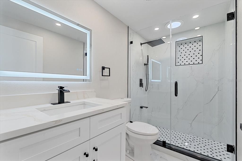 En Venta: $619,950 (4 camas, 3 baños, 2086 Pies cuadrados)