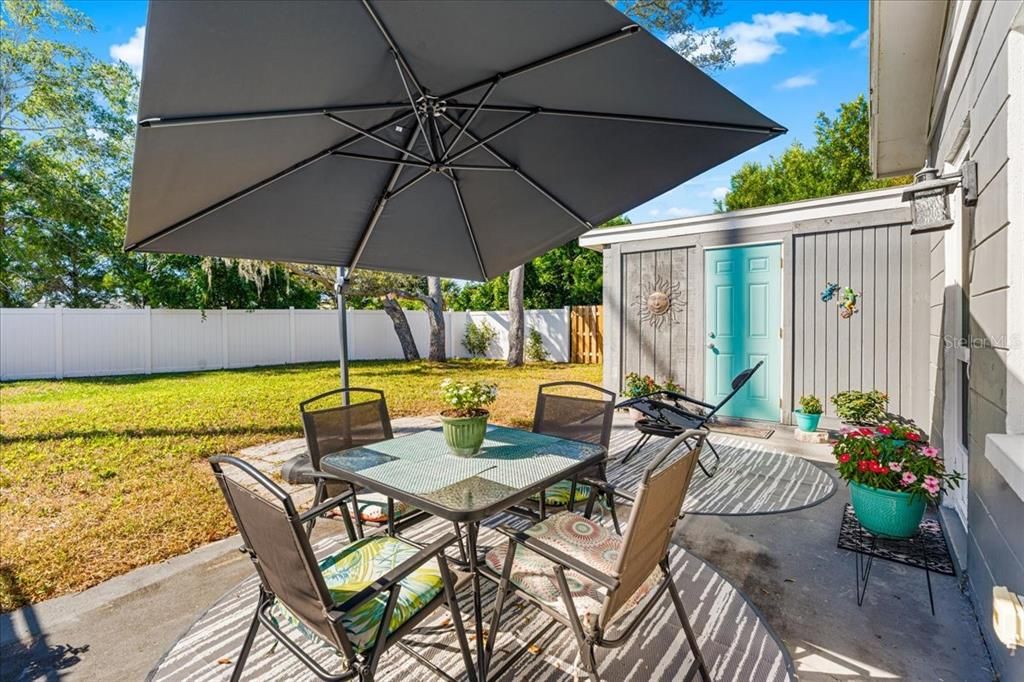 For Sale: $329,000 (2 beds, 1 baths, 1088 Square Feet)