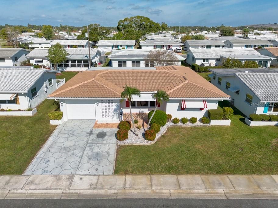 На продажу: $360,000 (2 спален, 2 ванн, 1576 Квадратных фут)