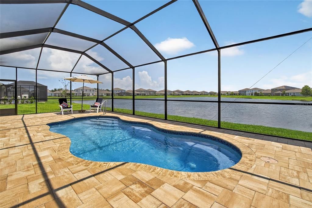 出租: $3,200 (4 贝兹, 2 浴室, 2035 平方英尺)