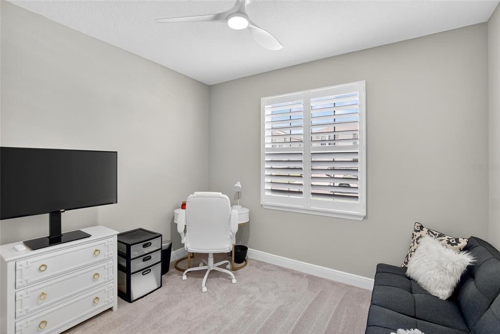 出租: $3,200 (4 贝兹, 2 浴室, 2035 平方英尺)