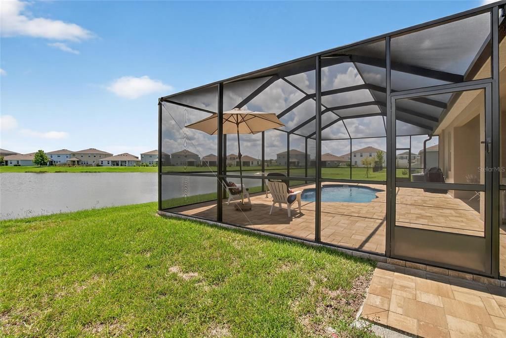 出租: $3,200 (4 贝兹, 2 浴室, 2035 平方英尺)