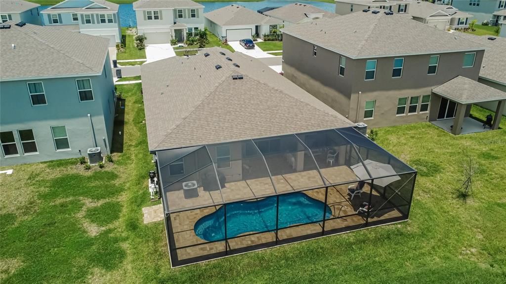 出租: $3,200 (4 贝兹, 2 浴室, 2035 平方英尺)