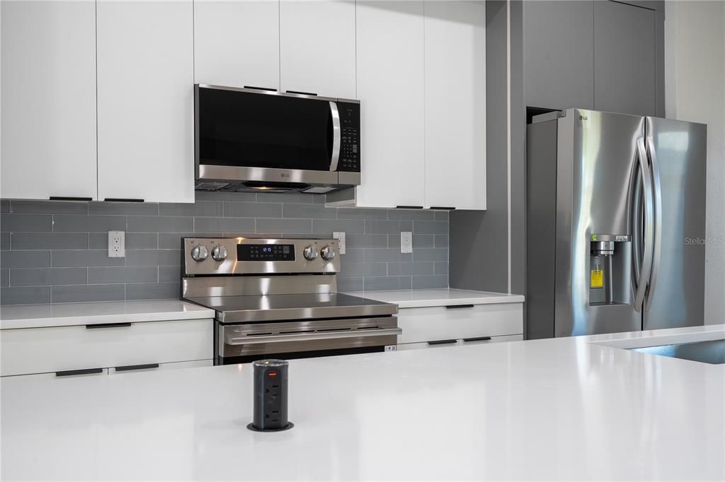 На продажу: $520,000 (4 спален, 3 ванн, 1795 Квадратных фут)