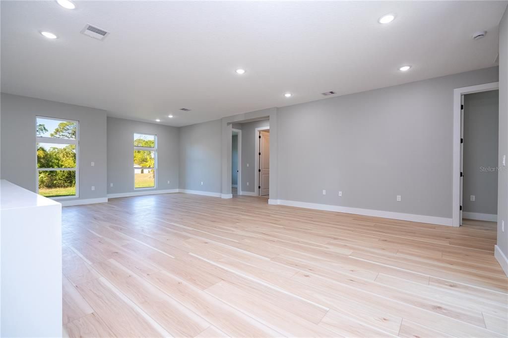 На продажу: $520,000 (4 спален, 3 ванн, 1795 Квадратных фут)