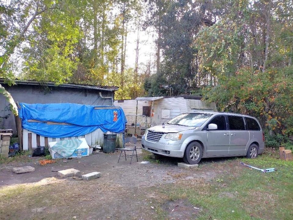 For Sale: $109,900 (2 beds, 2 baths, 720 Square Feet)