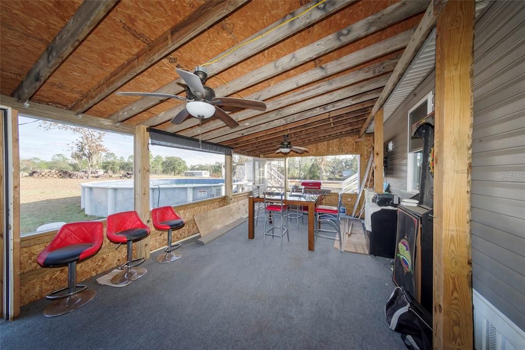 En Venta: $369,000 (4 camas, 2 baños, 2094 Pies cuadrados)