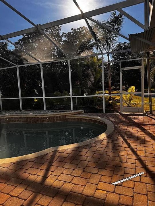 For Rent: $3,400 (5 beds, 3 baths, 3180 Square Feet)