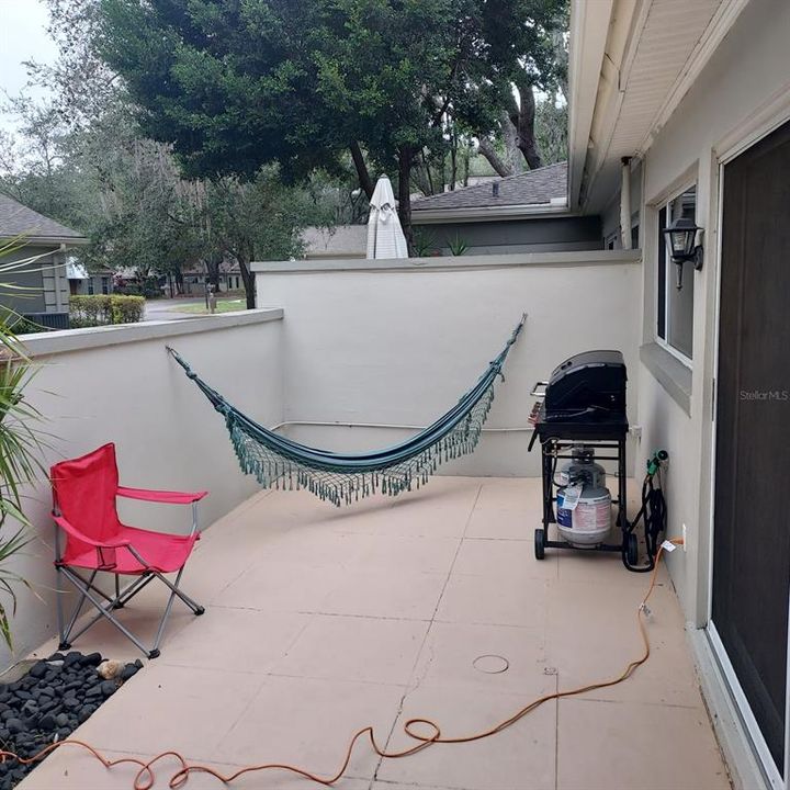 На продажу: $130,000 (1 спален, 1 ванн, 828 Квадратных фут)