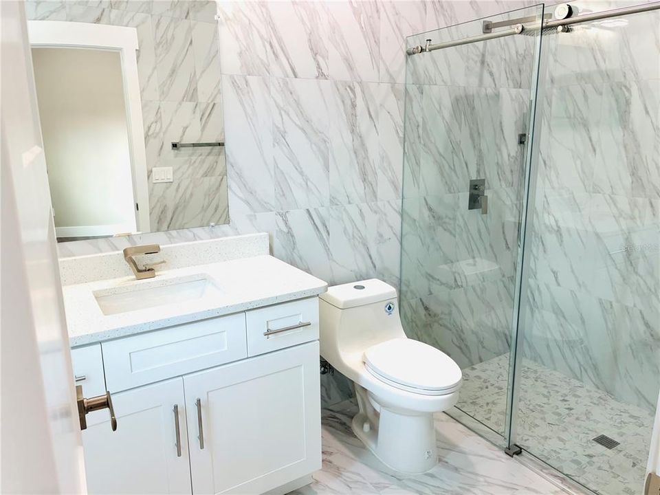 En Renta: $1,800 (3 camas, 2 baños, 1240 Pies cuadrados)