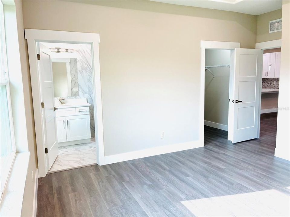 En Renta: $1,800 (3 camas, 2 baños, 1240 Pies cuadrados)