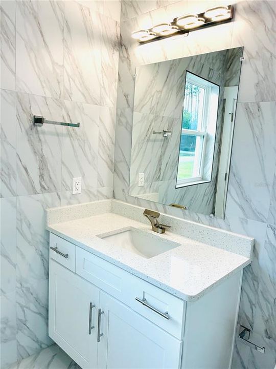 En Renta: $1,800 (3 camas, 2 baños, 1240 Pies cuadrados)