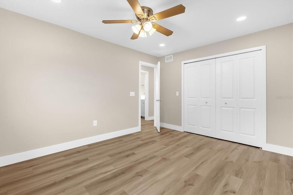 For Sale: $334,900 (3 beds, 2 baths, 1154 Square Feet)