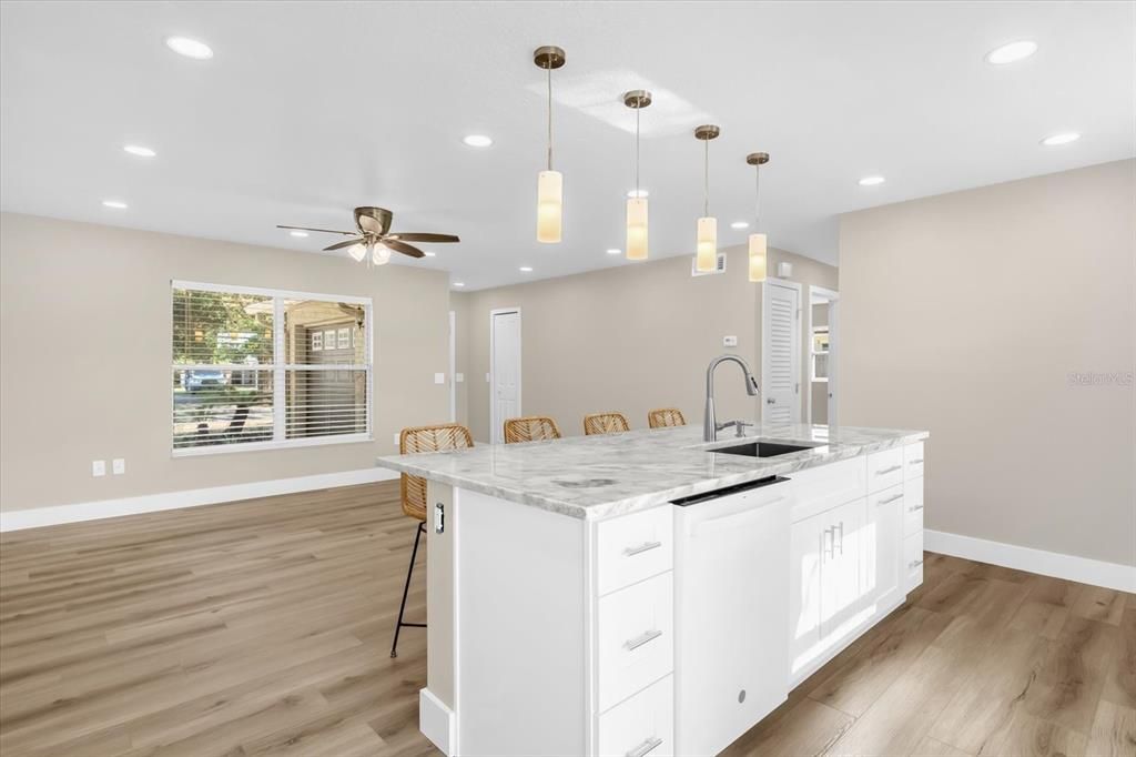 For Sale: $334,900 (3 beds, 2 baths, 1154 Square Feet)