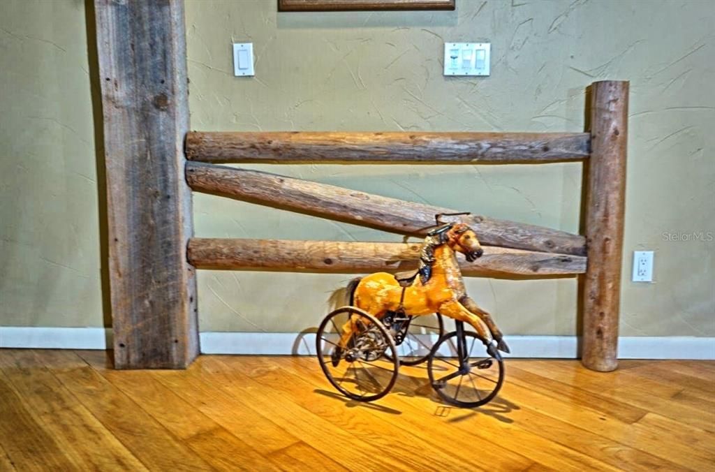 待售: $274,900 (2 贝兹, 2 浴室, 1368 平方英尺)