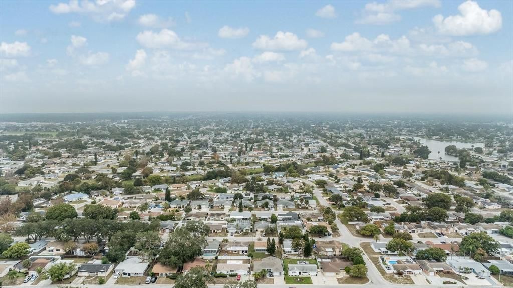 For Sale: $275,000 (2 beds, 2 baths, 1377 Square Feet)