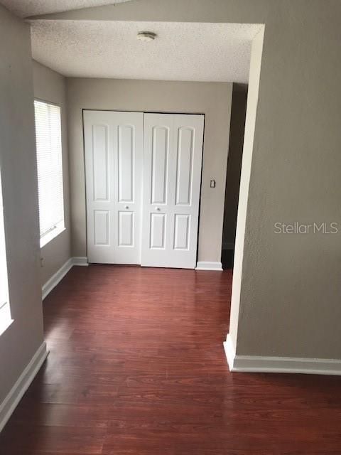 В аренду: $1,200 (1 спален, 1 ванн, 636 Квадратных фут)