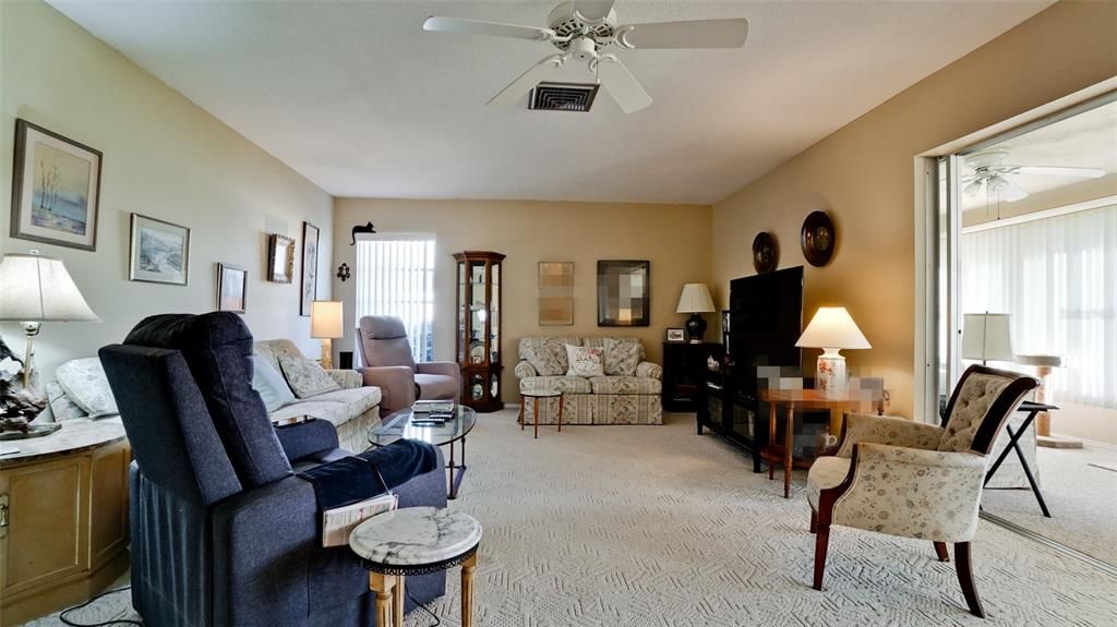 For Sale: $300,000 (2 beds, 2 baths, 1825 Square Feet)