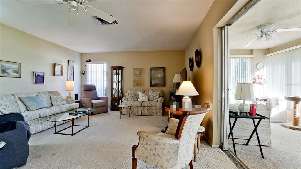 For Sale: $300,000 (2 beds, 2 baths, 1825 Square Feet)