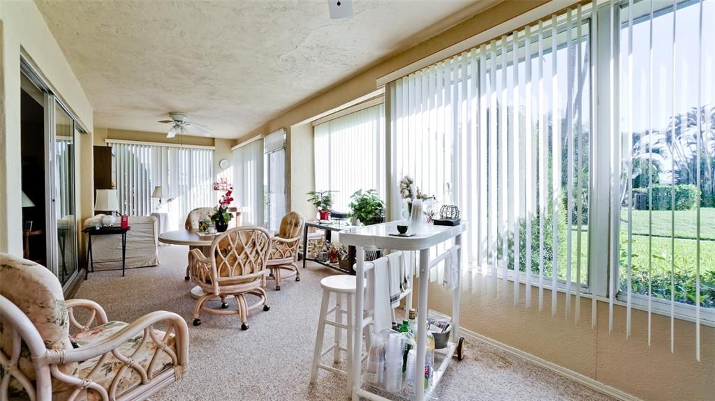 For Sale: $300,000 (2 beds, 2 baths, 1825 Square Feet)