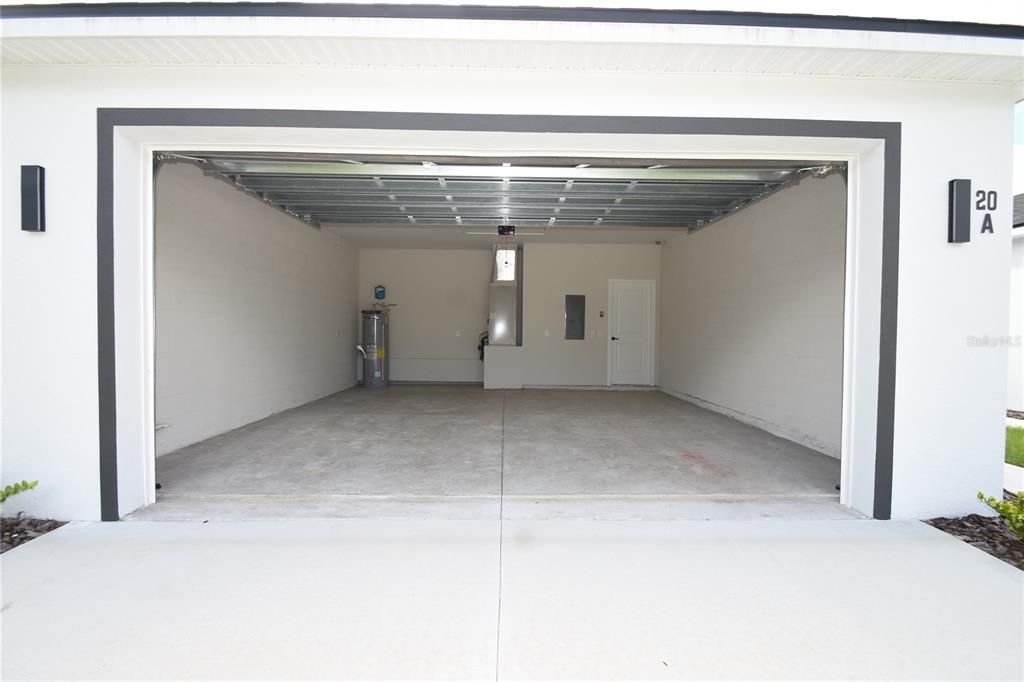 待售: $559,000 (6 贝兹, 0 浴室, 2742 平方英尺)