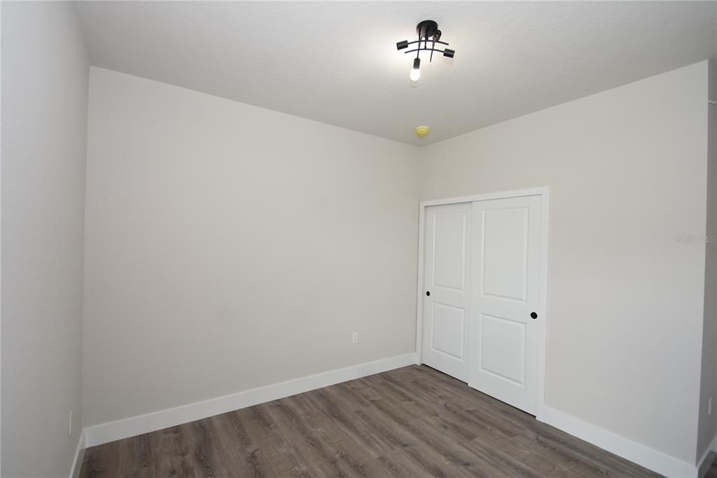 待售: $559,000 (6 贝兹, 0 浴室, 2742 平方英尺)