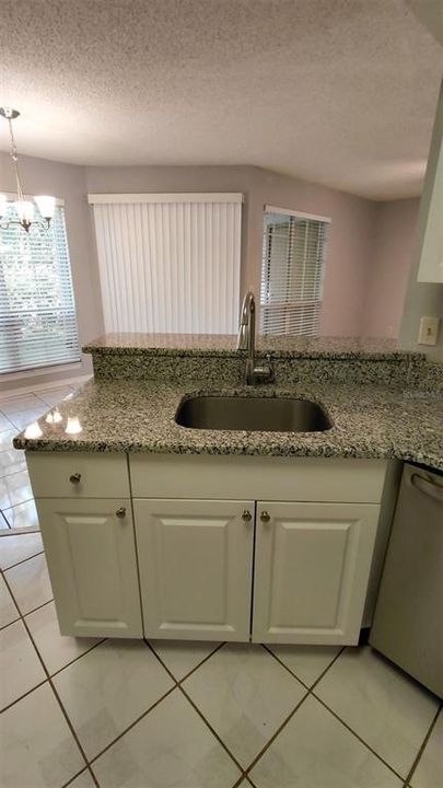 For Rent: $1,600 (2 beds, 2 baths, 1080 Square Feet)